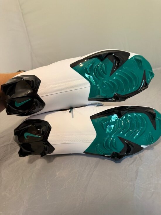 Nike Air Diamond Turf 93 TD football cleats HF5298 102 men’s size 11